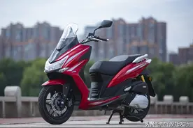 售价贵不是没道理！油电混动+水冷电喷，试驾大阳V锐150T图片