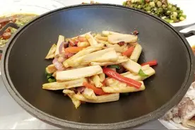 健康食谱……家常炝炒藕丝图片