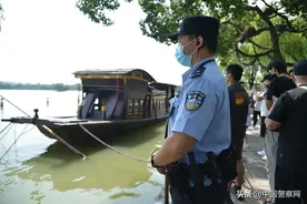 【节日我在岗·红色圣地】浙江省嘉兴市公安局南湖分局七一派出所： 红色依旧 “警”色正浓图片
