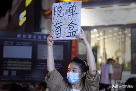 洛阳“脱单盲盒”走红，一块钱认识一位异性，有人花10块钱求姻缘图片