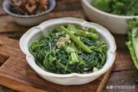 广东厨师：空心菜这做法，广东人都会加它调味，北方人也很喜欢图片