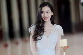 Angelababy轻纱薄裙，仙气飘飘图片