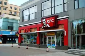 中国油条大王：在肯德基背后默默赚钱，一年卖10亿根油条图片