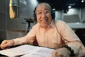 他一辈子演配角，85岁高龄亮相短视频，家中一桌药品引观众担忧图片