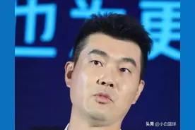 王仕鹏批本土后卫太差，某大V扒出王7昔日黑料，0分+N失误很平常图片