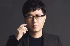 继娃娃，长毛后，米勒也出事了！微博惨遭爆破，就连老婆都沦陷了图片