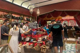 市场持续升温 购买二手奢侈品成新型理财方式图片