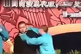 岳云鹏的心酸史：14岁当保安，因6元被骂三小时，被曹金当众掐脖图片