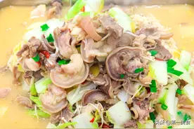 清炖羊脸就配它！锅中只放这3味料，肉香汤鲜全无膻味图片