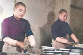 烤肉宛：边切肉边算帐的老师傅，烤肉松枝熏炙别有风味图片