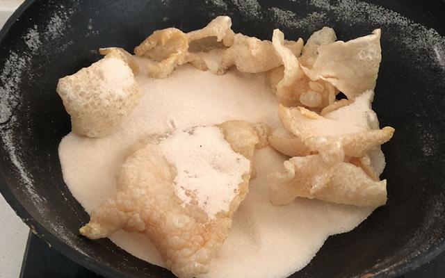 干鱼皮怎么泡发视频 干鱼皮怎么泡发视频讲解 干鱼皮怎么泡发视频 干鱼皮怎么泡发视频讲解