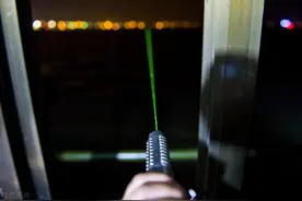 儿科医生总结的常见儿童“危险品”，磁力珠、热水袋、电话手表位列其中，你家小孩有这些物品吗？图片