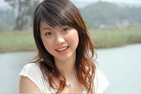 公司派我和王哥一起出差，一斤白酒下肚，我有点失态图片