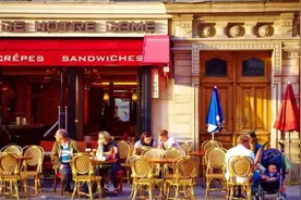 “地摊”世界：咖啡旧货满烟火图片