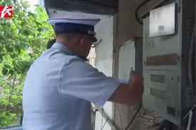 喜月酒店防火门被拆，安全出口数量不足，还有多项设施不合标准！视频封面