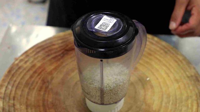 厨师长做一道“粉蒸肉”，原来腌肉有技巧，详细教程让你一学就会