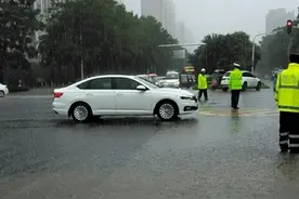 注意绕行！仙桃城区暴雨易渍水路段、路口图片
