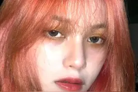 句子摘抄｜只有月亮知道我喜欢你图片