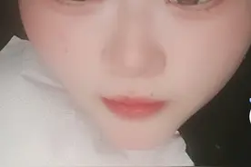 大衣哥女儿近照变美，瓜子脸明显不似2百斤，辍学与大学生相亲图片
