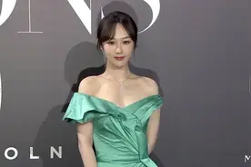 芭莎红毯太寒酸：宋茜显粗壮，杨颖样貌大变样，杨紫张小斐最佳图片