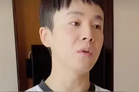 湖南台主持人被孤立？为戒酒失去很多朋友，连聚会都不能参加？图片