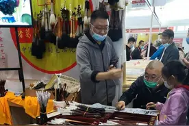 四宝工匠让古法制笔工艺重生图片