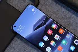 为什么现在的手机发热这么严重？图片