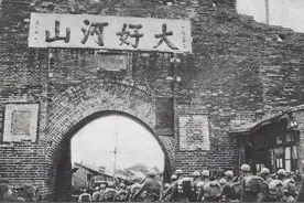 对日寇的最后一战，美日蒋沆瀣一气，粟裕命令八纵6天攻克高邮图片
