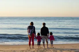 邓超孙俪又撒狗粮，几十年如一日的恩爱，到底有什么秘籍？图片