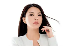 44岁李湘为何能富养女儿，看她的过往经历就懂了视频封面