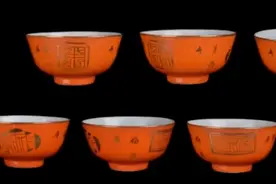 小伙扛一整套小碗上台，鉴定后脸色铁青，专家：给你个鼓励价吧图片