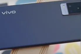 vivo V21 5G 手机在国外开售：天玑 800U 芯片，约 3570 元起图片