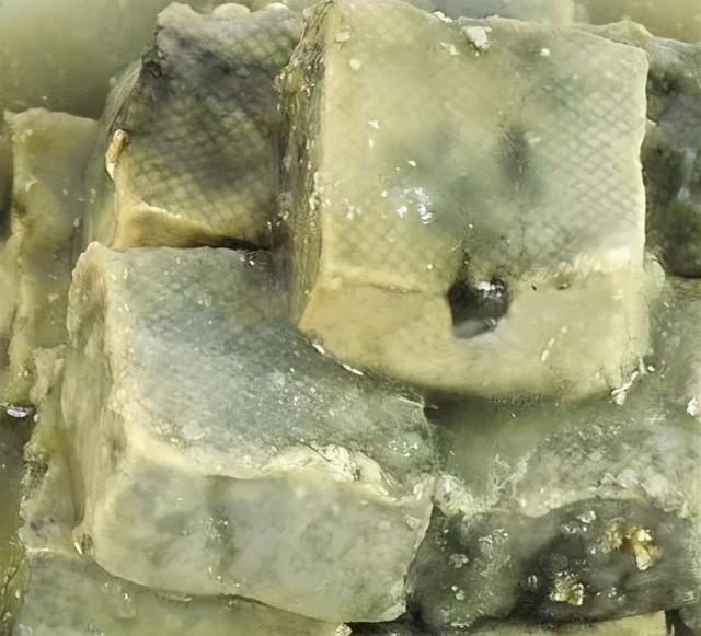 出水痘可以喝花胶汤吗 出水痘可以喝花胶汤吗宝宝