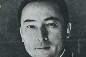 毛主席器重的开国中将，1949年亲自批准他入党，担任副国级达44年图片
