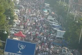 天津夜生活之外，大爷大娘的早市，曾是最有烟火气的社交图片