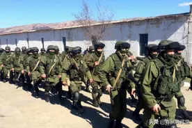 俄军最惨痛一战，上千士兵被团灭，俄军报复毁灭一座城图片