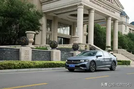 双前脸上身！后排增配 2022款帕萨特能否再战日系三剑客图片