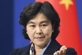 华春莹：县城走出来的外交女神，自信自律不怒自威，外国人惹不起图片