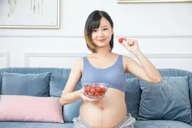 夏天的孕妇，牢记水果“五不吃”，并非瞎讲究，对胎宝大有好处图片