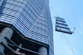 成都绿地中心·蜀峰468进入标准层施工图片