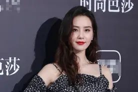 芭莎礼服秀：杨颖刘诗诗穿出廉价感，赵丽颖全身国产成全场最佳图片