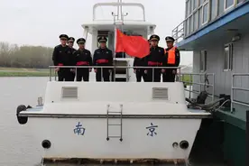 小甲鱼历险记图片