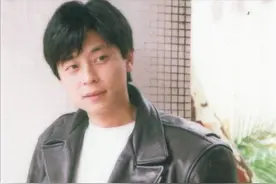 王杰：港圈著名歌王，却被“毒哑”成娱乐圈悬案，谢霆锋背锅多年图片