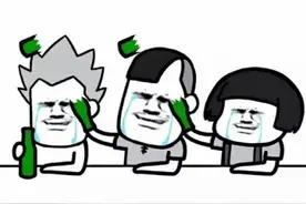 喝酒表情包图片