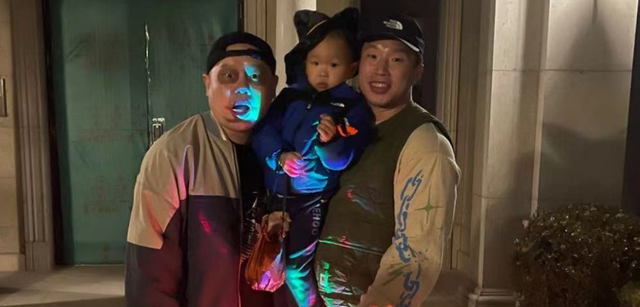 主角化装成鬼国外电影