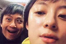 孙俪发文吐槽邓超去妇科体检，全程等娘娘来安排，网友：还没断奶图片