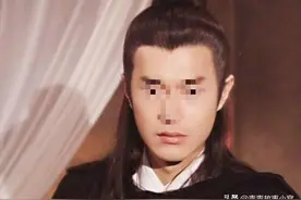 故事：男子放生怀孕鲤鱼，鲤鱼竟开口说话：你将要大难临头了图片