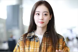 祝绪丹的减龄穿搭，充满元气少女感图片