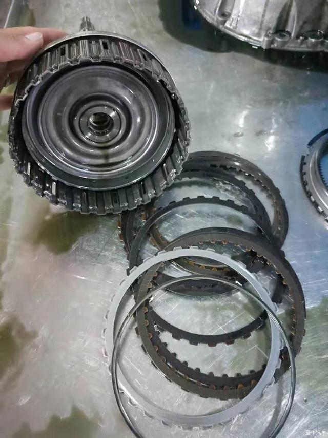 奔驰C180L挂挡不走？该如何保养变速箱？
