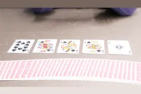 赌神不传绝技，教你用最快速度，在一副牌中找出同花顺？视频封面